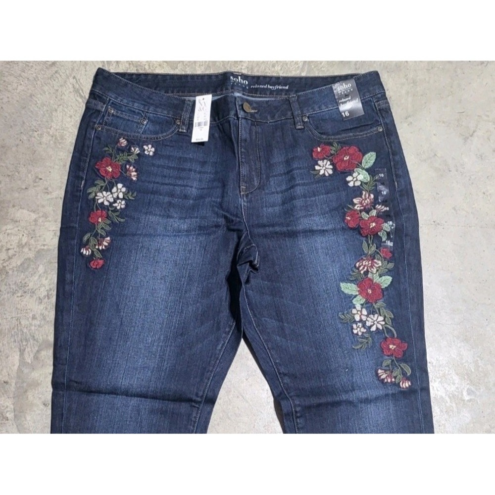 NWT Womens NY&C Soho Jeans Size 16 Relaxed Boyfriend ~Embroidered Floral Design!